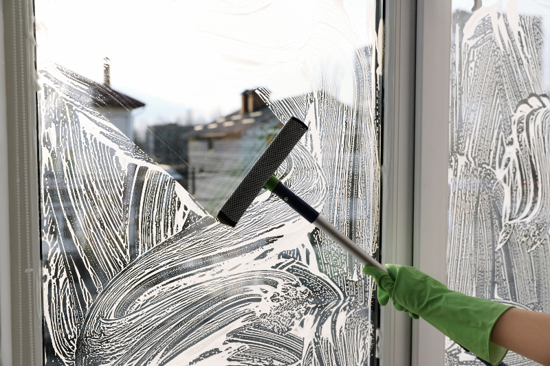 Business Owners Should Consider Commercial Window Cleaning in Puyallup, WA