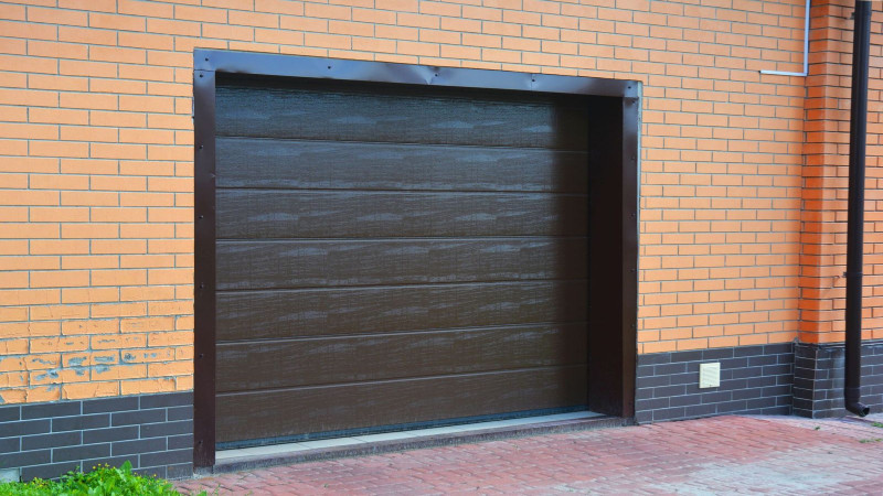 Selecting the Right Garage Door Repair Company in Abbotsford for Your Home