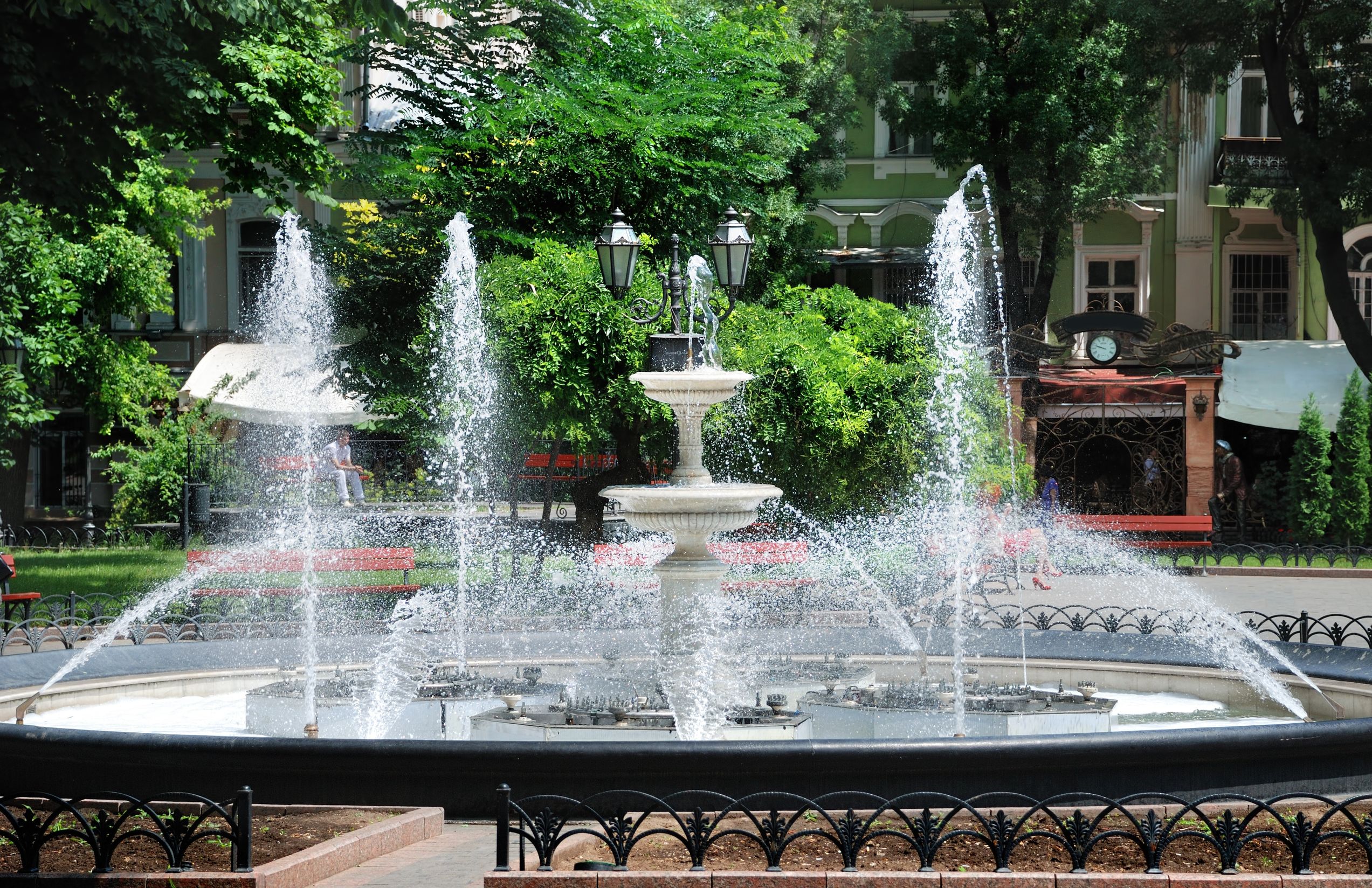 Find the Most Beautiful Patio Deck Fountains for Sale Today