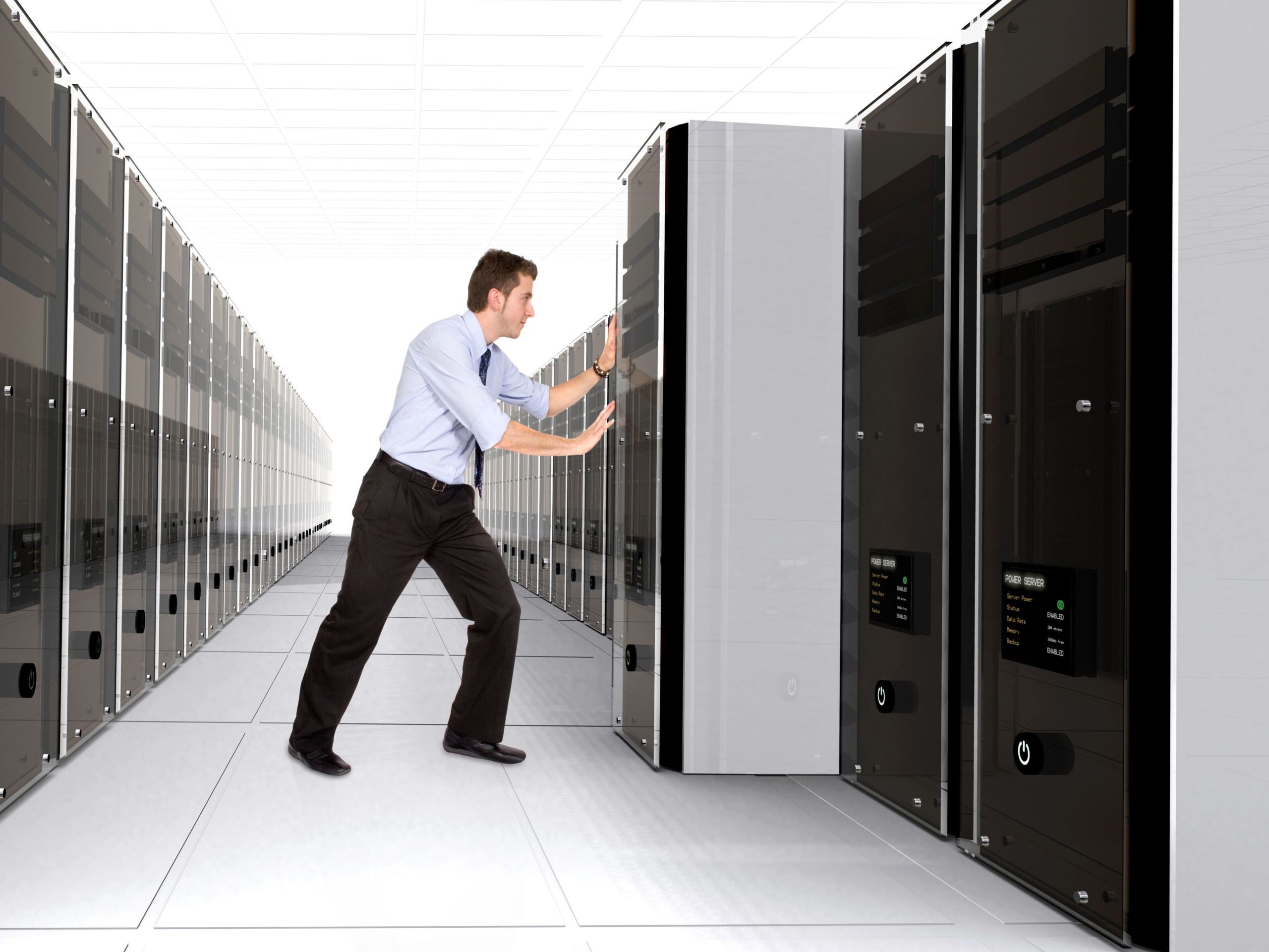 Pros of Outsourcing to an IT Solutions Provider in Fort Lauderdale